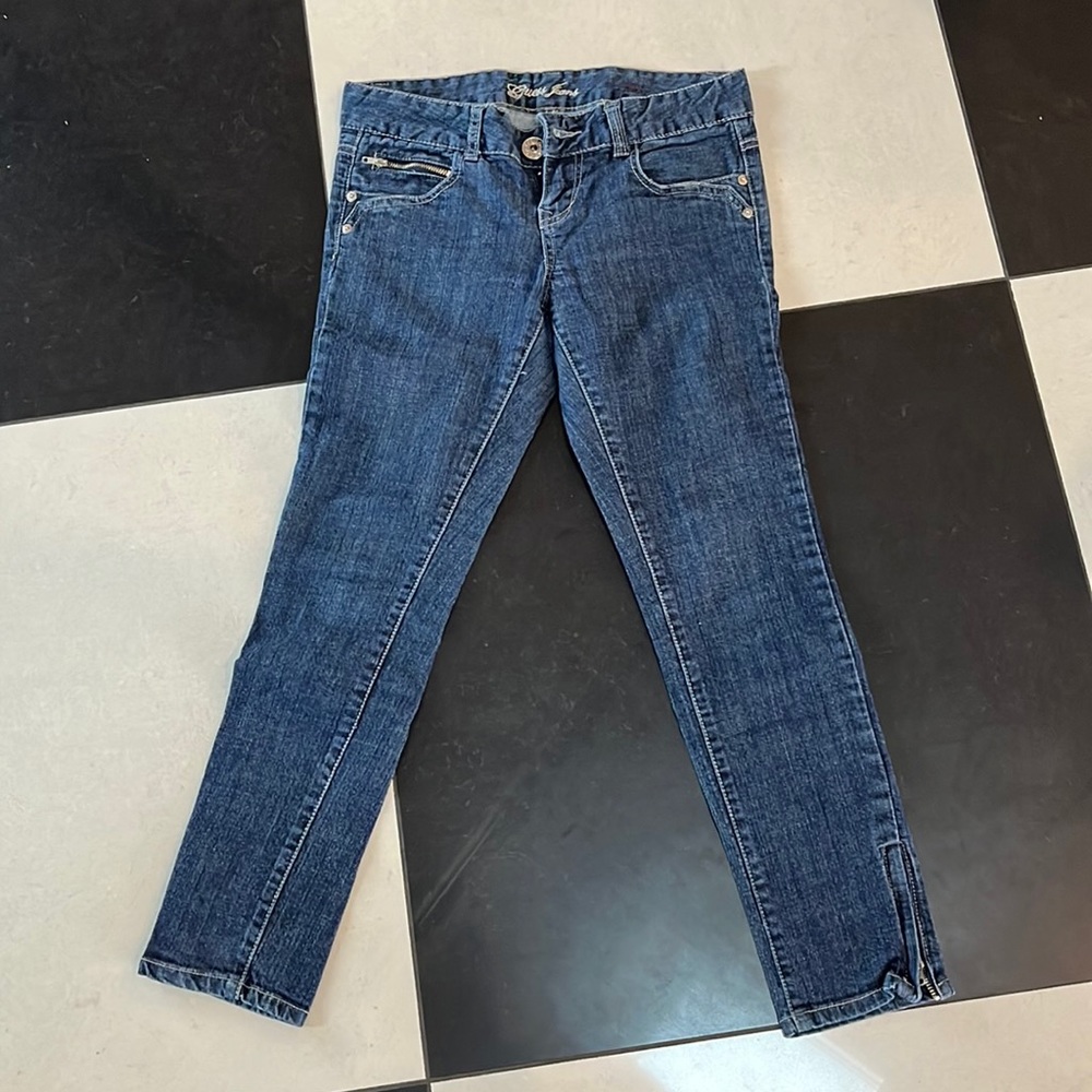 Guess Size 27